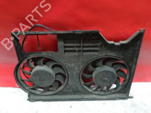 Used Radiator fan AUDI 80 B4 Saloon (8C2) [1991-1995]  3477923