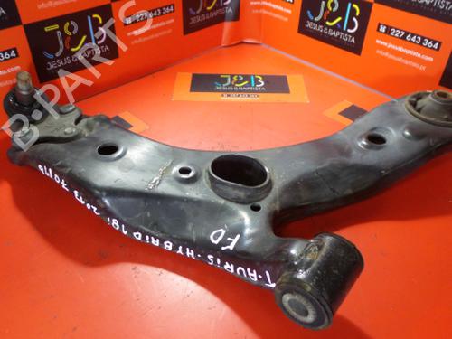 Høyre foran bærearm TOYOTA AURIS (_E18_) 1.8 Hybrid (ZWE186_, ZWE186R) (136 hp) 3479371