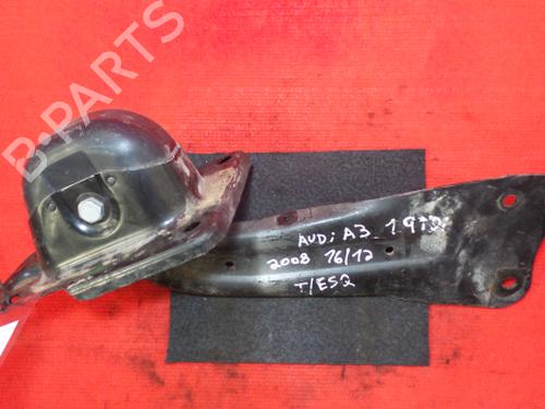 Venstre bak bærearm AUDI A3 Sportback (8PA) 1.9 TDI (105 hp) 3479874