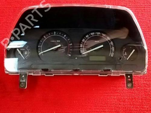 Used Instrument cluster LAND ROVER FREELANDER I (L314) [1998-2006]  3479993