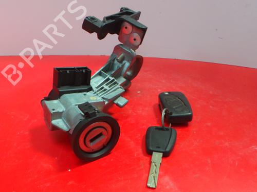 Used Ignition barrel FIAT GRANDE PUNTO (199_) 1.3 D Multijet (199.AXD11, 199.AXD1A, 199.AXD1B,... (90 hp) 3969387