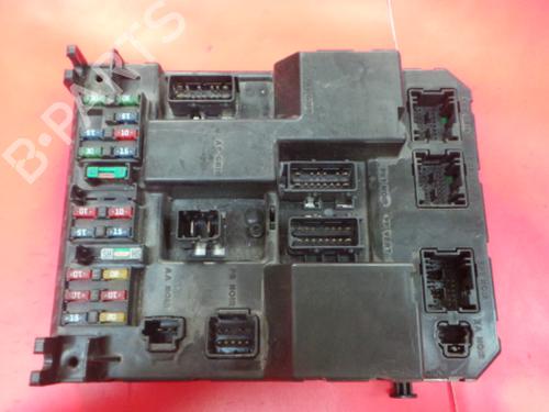 Fuse box PEUGEOT 307 (3A/C) 1.6 HDi 110 | BP3969507E1