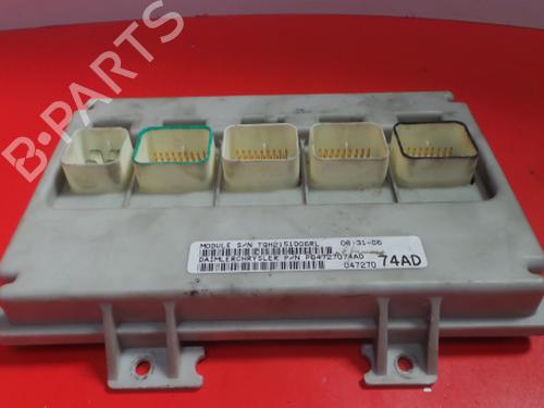 Used Fuse box CHRYSLER VOYAGER IV (RG, RS) 2.5 CRD (141 hp) 3969864