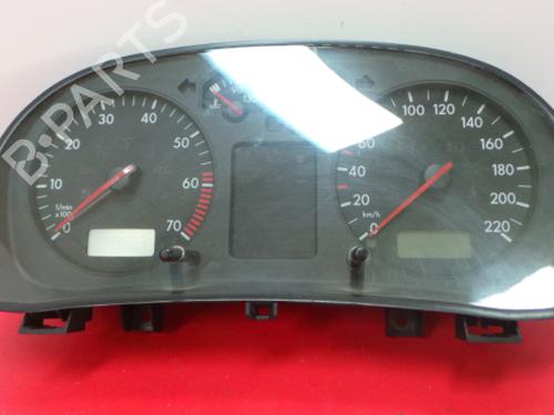 Cockpit VW GOLF IV (1J1) 1.4 16V (75 hp) 3481189