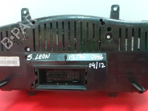 Instrument cluster SEAT LEON (1P1) 1.9 TDI | BP3481342C47 