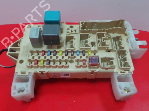 Zekeringkast TOYOTA COROLLA Verso (_E12_) [2001-2007]  3970067