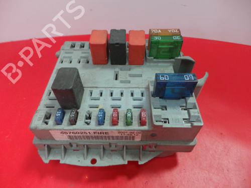 Boîte à Fusibles FIAT PUNTO (188_) [1999-2012]  3970250