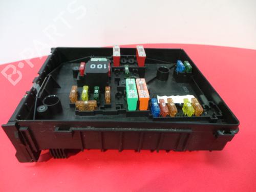 Sikringsdose VW GOLF VI (5K1) 1.6 TDI (105 hp) 3971571