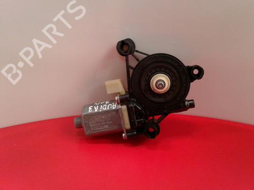 Right front window motor AUDI A3 (8V1, 8VK) 2.0 TDI 5Q0959801 B 