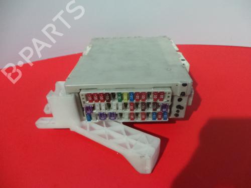 Used Fuse box TOYOTA PRIUS (_W3_) 1.8 Hybrid (ZVW3_) (99 hp) 3973485
