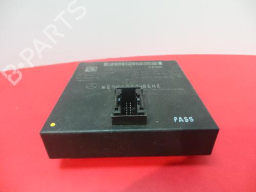 Switch MERCEDES-BENZ S-CLASS (W221, V221) S 350 (221.056, 221.156) A221 540 27 62 
