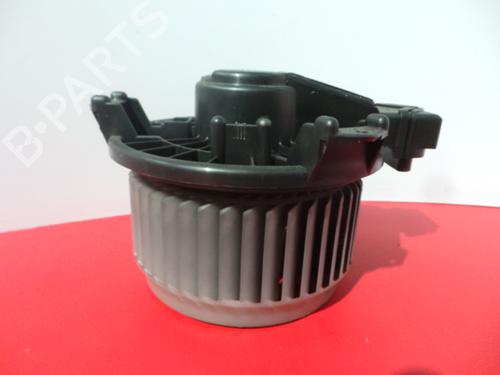 Ventilator motor TOYOTA YARIS (_P9_) 1.3 VVT-i (NCP90_, NCP90R) (86 hp) 3975574