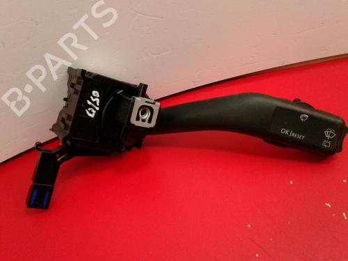 Used Steering column stalk SEAT LEON (1P1) 2.0 TDI (140 hp) 3981679