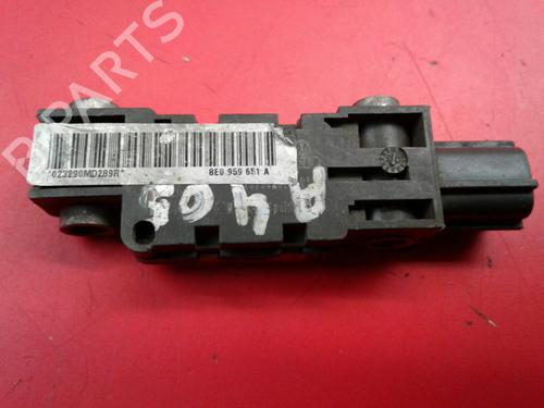 Capteur électronique AUDI A4 B7 (8EC) [2004-2009]  3982373