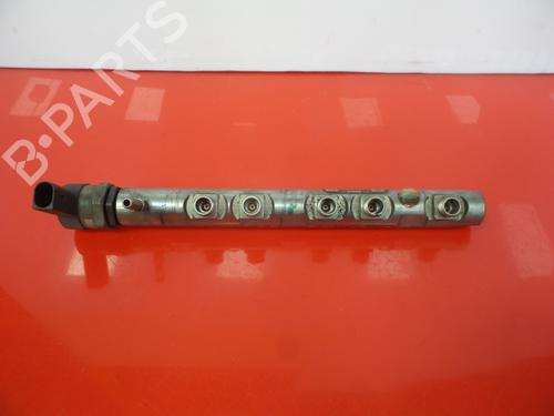 Injection rail BMW 3 Touring (E91) 320 d | BP3984088M98