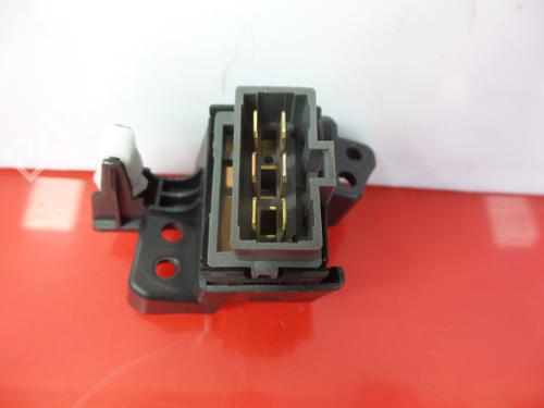 Switch MITSUBISHI GRANDIS (NA_W) 2.0 DI-D (NA8W) | BP3984128I30