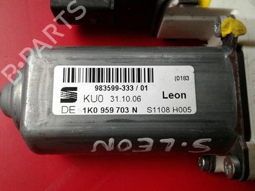 Rudehejsemotor bagstkærm højre SEAT LEON (1P1) 1.9 TDI | BP3987267E22 