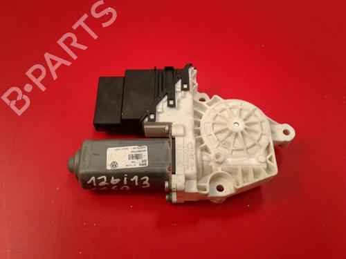 Motor elevalunas trasero izquierdo VW GOLF VI (5K1) 1.6 TDI (105 hp) 3987452