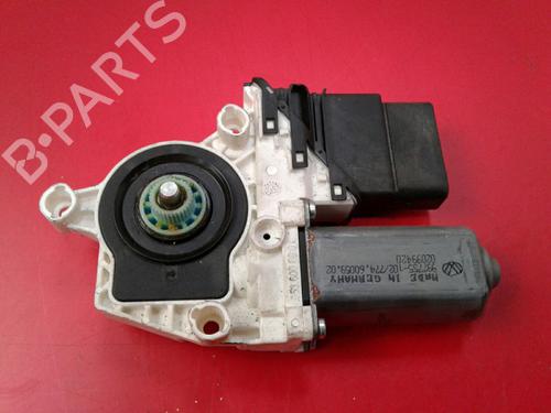 Vindusheismotor venstre bak VW GOLF VI (5K1) 1.6 TDI | BP3987453E23 