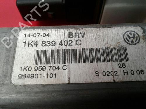 Rudehejsemotor bagstkærm højre VW GOLF V (1K1) | BP3987554E22