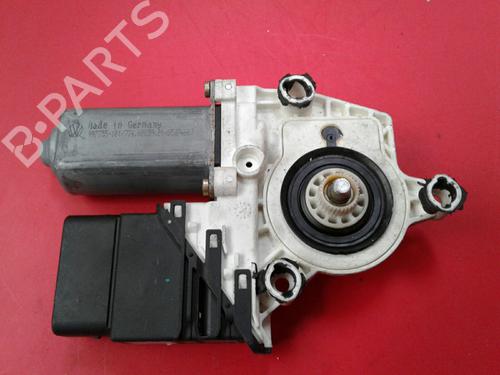 Rudehejsemotor bagstkærm højre VW GOLF V (1K1) | BP3987554E22