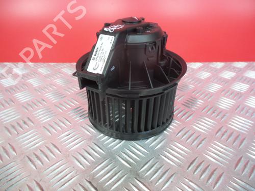 Used Heater blower motor FORD FIESTA VI (CB1, CCN) 1.6 TDCi (75 hp) 3987671