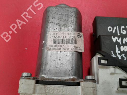 Rudehejsemotor bagstkærm højre VW PASSAT B6 (3C2) | BP3987678E22