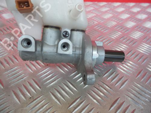 Brake master cylinder KIA CEE'D (JD) | BP3520804M77