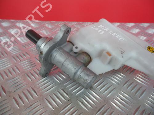 Brake master cylinder KIA CEE'D (JD) | BP3520804M77