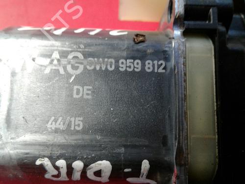 Right rear window motor AUDI A4 B9 (8W2, 8WC) 2.0 TDI | BP3987960E22 