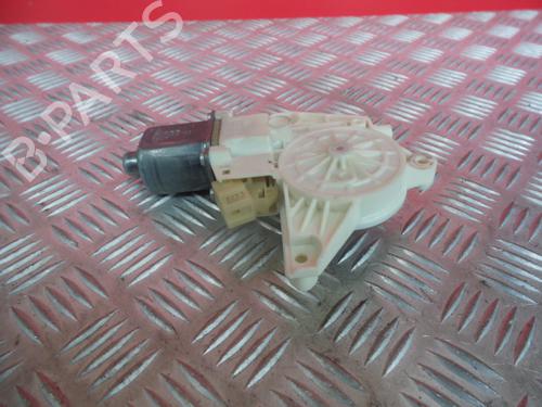 Rudehejsemotor forskærm venstre MERCEDES-BENZ C-CLASS (W204) C 220 CDI (204.008) | BP4024459E21 