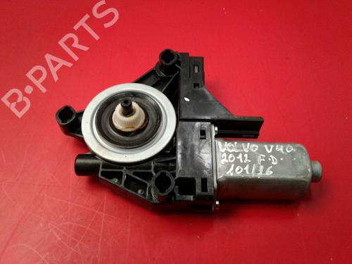Used Right front window motor VOLVO V40 Hatchback (525) D2 (114 hp) 4081543