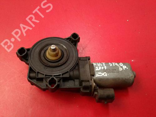 Left front window motor FIAT STILO (192_) | BP4082966E21