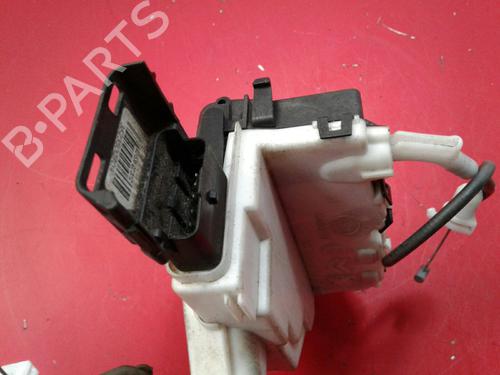 Front right lock PEUGEOT 5008 (0U_, 0E_) 1.6 HDi | BP4571936C97