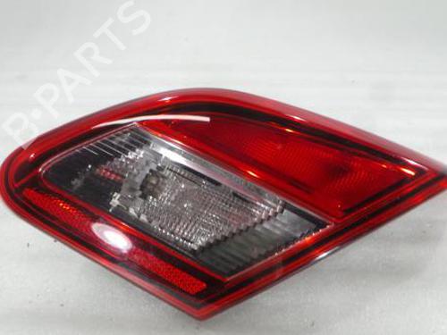 Lampa tylna klapy bagażnika prawa OPEL CORSA E Hatchback Van (X15) 1.3 CDTI (08) 39012630 