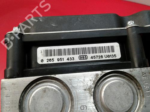 ABS pump PEUGEOT 5008 (0U_, 0E_) 2.0 HDi 150 / BlueHDi 150 | BP4767452M43 