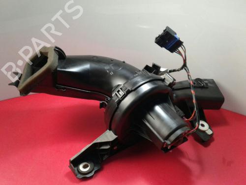 Used Heater blower motor PEUGEOT 5008 (0U_, 0E_) 2.0 HDi 150 / BlueHDi 150 (150 hp) 4768090