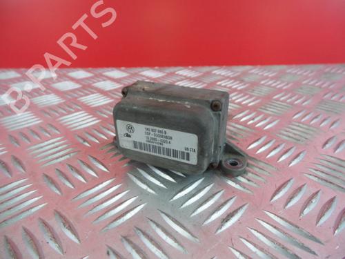 Used Electronic module VW GOLF V (1K1) 1.9 TDI (90 hp) 4926787