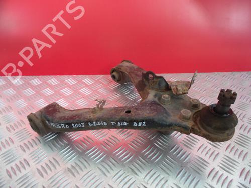 Used Right rear suspension arm MITSUBISHI PAJERO III (V7_W, V6_W) [1999-2007]  4939313