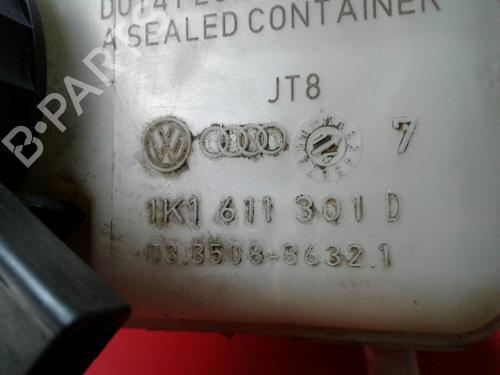 Brake master cylinder VW CADDY III Box Body/MPV (2KA, 2KH, 2CA, 2CH) 1.6 TDI | BP4952566M77