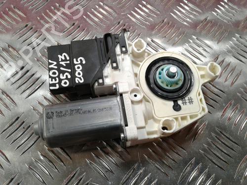 Used Right rear window motor Right rear window motor 5284035 5284035