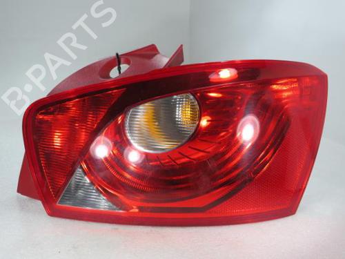Right taillight SEAT IBIZA IV (6J5, 6P1) 1.2 6J4945096C 