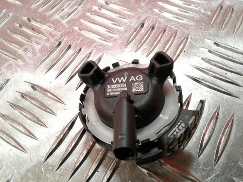 Electronic sensor SEAT LEON ST (5F8) 2.0 TDI | BP5609518M84 