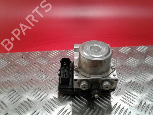 Used ABS pump NISSAN JUKE (F15) 1.5 dCi (110 hp) 5623407