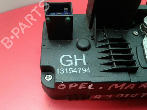 Zamek drzwi tylnych prawych OPEL MERIVA A MPV (X03)  | BP5773635C99