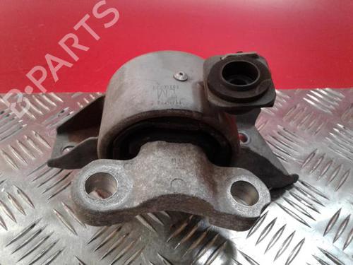 Poduszka silnika OPEL CORSA E Hatchback Van (X15) 1.4 (08) 13130739