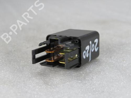 Switch MITSUBISHI Canter (FB7, FB8, FE7, FE8) VII  MB183865