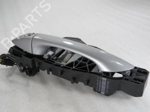 Używane Klamka zewnętrzna drzwi przednich lewych MERCEDES-BENZ A-CLASS (W169) A 180 CDI (169.007, 169.307) (109 hp) 6827693