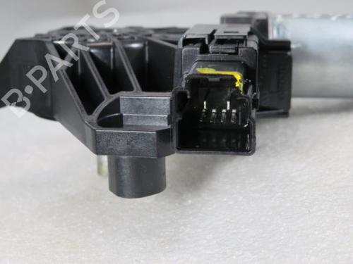 Right rear window motor VOLVO V40 Hatchback (525) D2 | BP7215766E22 