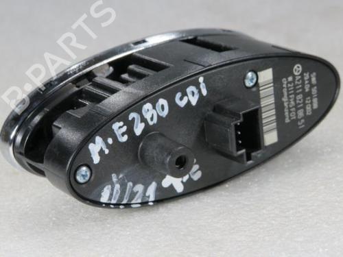 Left rear window switch MERCEDES-BENZ E-CLASS (W211) E 280 CDI (211.023) | BP7230863I29 